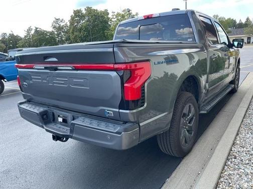 2023 Ford F-150 Lightning LARIAT