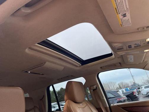 2016 Cadillac Escalade Platinum