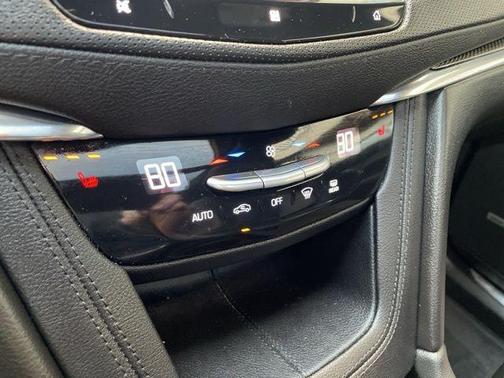 2020 Cadillac XT5 Sport