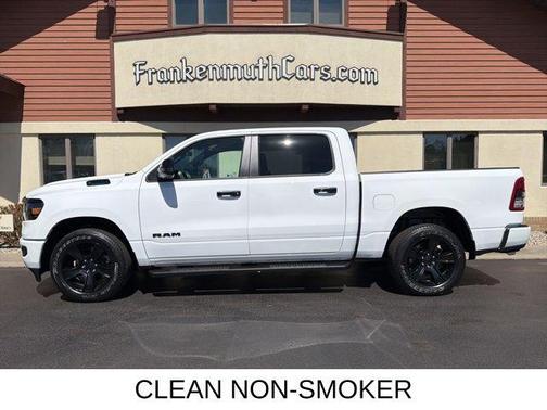 Bright White Clearcoat 2023 RAM 1500 Big Horn