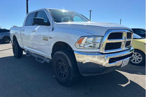 Bright White Clearcoat 2016 RAM 2500 SLT
