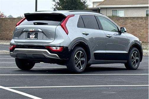 2026 Kia Niro SX