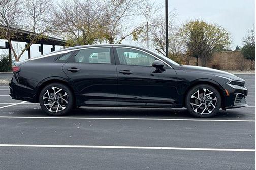 2026 Kia K5 EX
