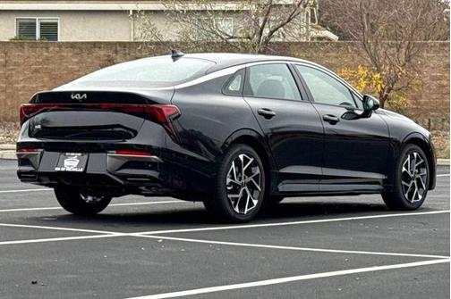 2026 Kia K5 EX