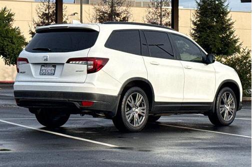 2022 Honda Pilot 2WD Sport