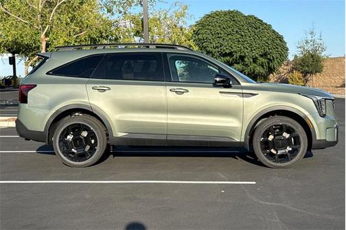 2025 Kia Sorento EX