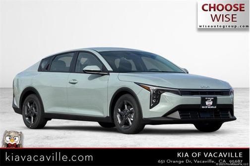 2026 Kia K4 LXS