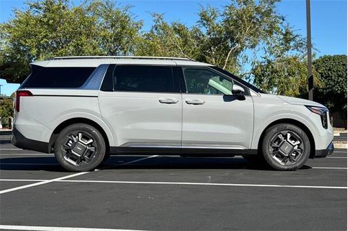 2026 Kia Carnival Hybrid SX