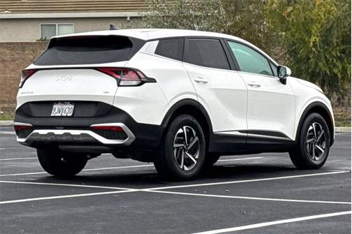 2023 Kia Sportage Hybrid LX