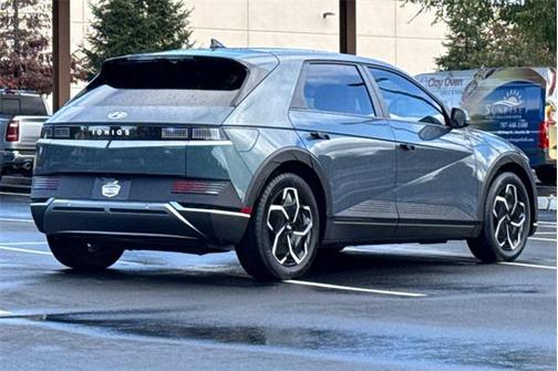 2024 Hyundai IONIQ 5 SE