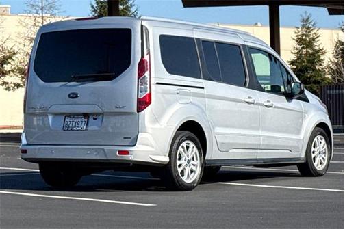 2022 Ford Transit Connect XLT w/Rear Liftgate