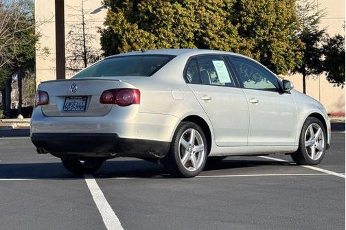 2010 Volkswagen Jetta Limited Edition