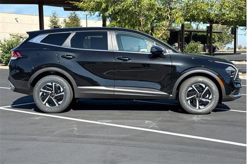 2025 Kia Sportage Hybrid LX
