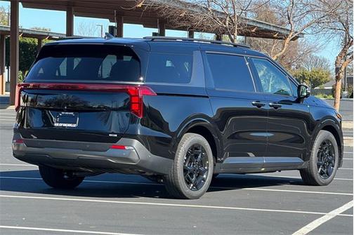 2026 Kia Carnival Hybrid SX