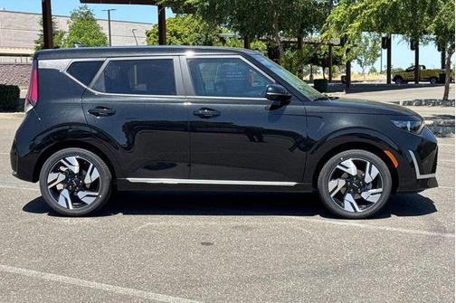 2025 Kia Soul GT-Line