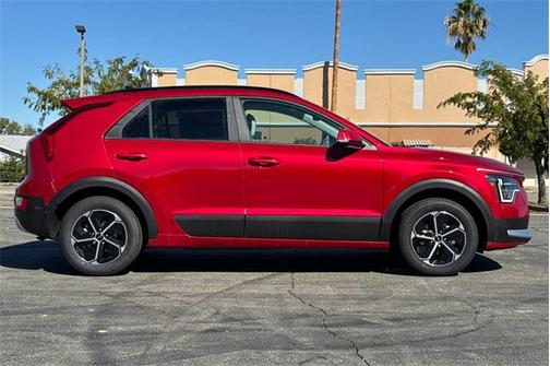 2025 Kia Niro EX