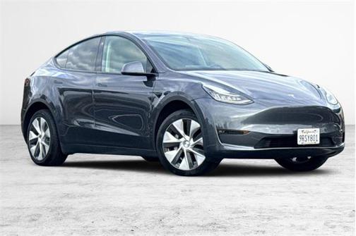 2022 Tesla Model Y Long Range Dual Motor All-Wheel Drive