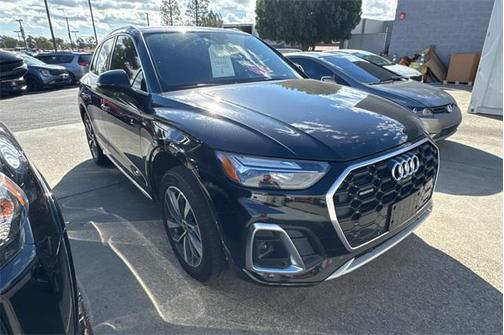 2023 Audi Q5 45 S line Premium Plus