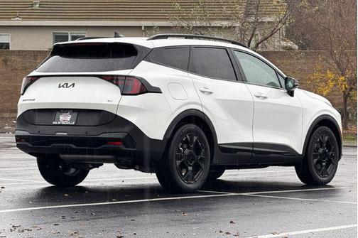 2026 Kia Sportage Plug-In Hybrid X-Line