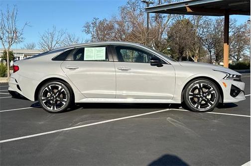 2024 Kia K5 GT-Line
