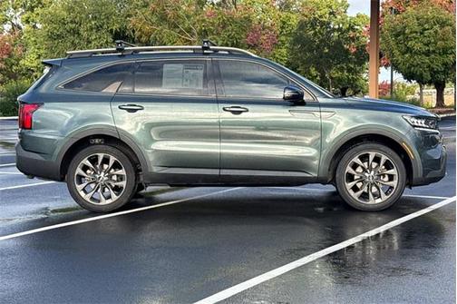 2022 Kia Sorento EX