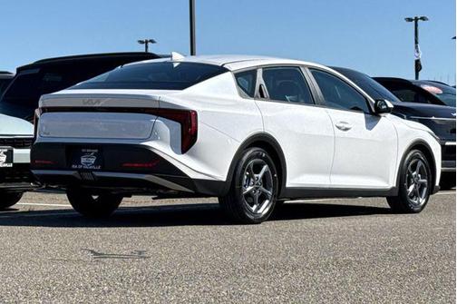 Snow White Pearl 2026 Kia K4 LXS