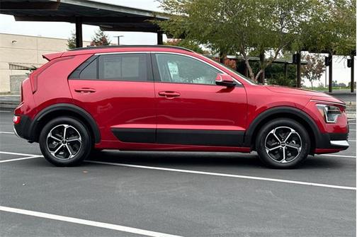 2025 Kia Niro EX