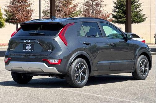 2025 Kia Niro LX