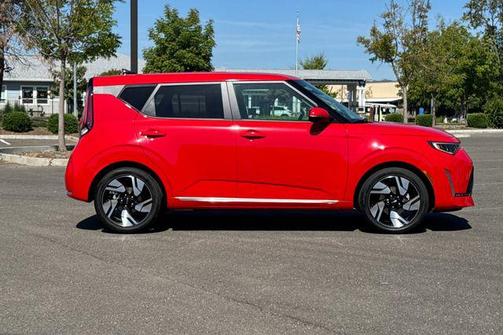 2024 Kia Soul GT-Line
