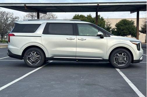 2026 Kia Carnival Hybrid SX