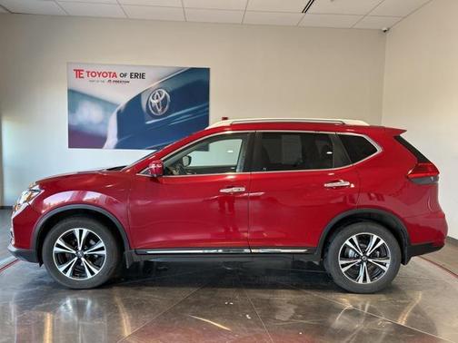 2017 Nissan Rogue SL