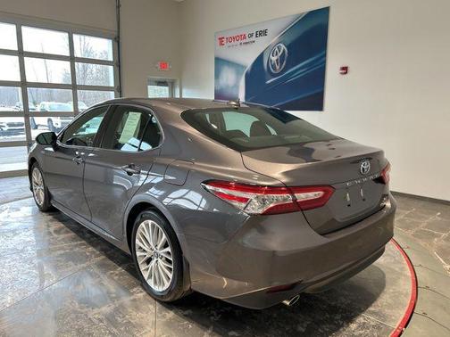 Predawn Gray Mica 2019 Toyota Camry Hybrid XLE