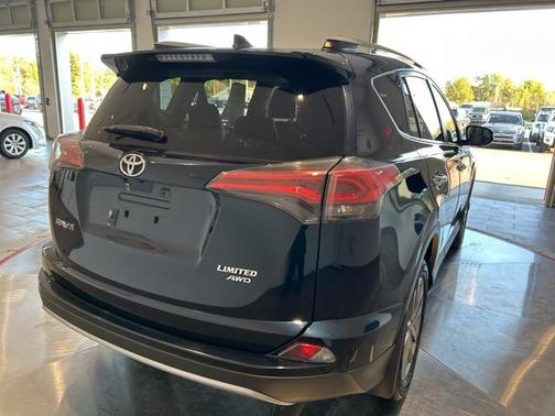 2018 Toyota RAV4 Limited