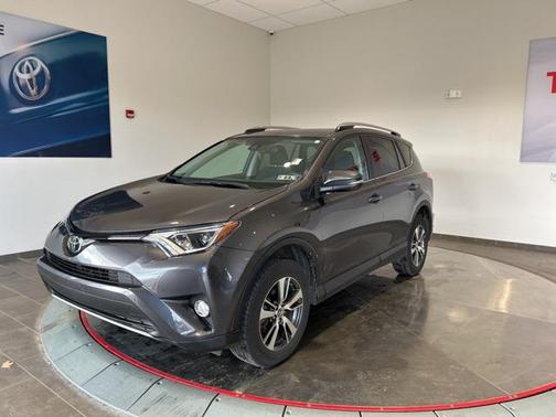 2017 Toyota RAV4 XLE