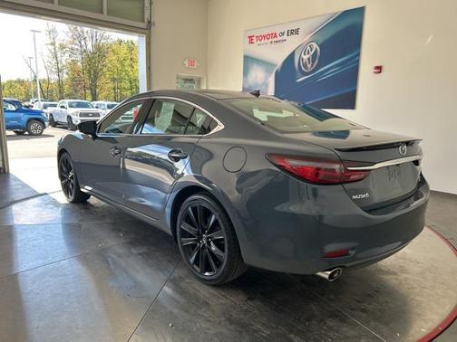 2021 Mazda Mazda6 Carbon Edition