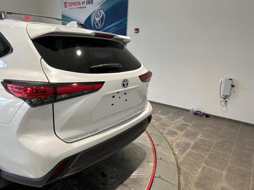 2023 Toyota Highlander Hybrid Limited