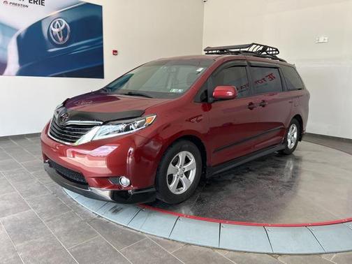 2012 Toyota Sienna LE