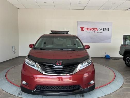 2012 Toyota Sienna LE