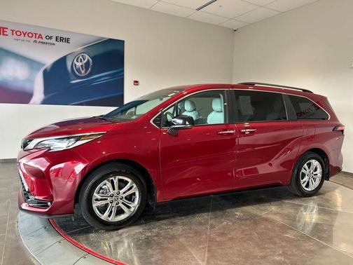 Ruby Flare Pearl 2023 Toyota Sienna XSE 7 Passenger
