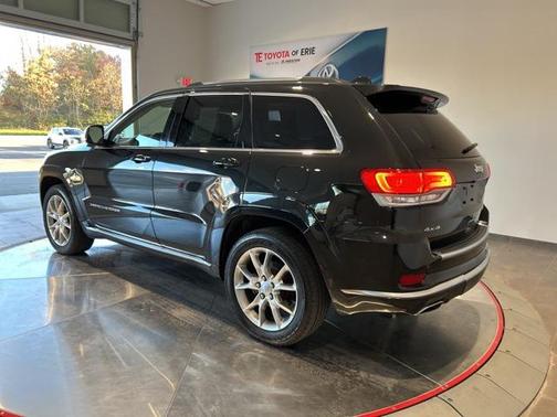 2016 Jeep Grand Cherokee Summit