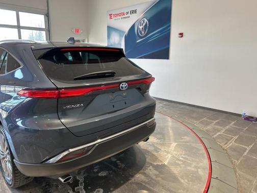 2021 Toyota Venza XLE