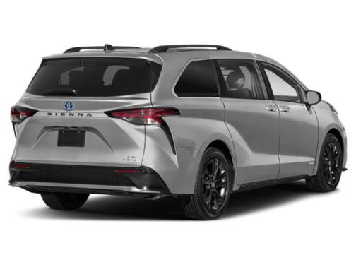 2021 Toyota Sienna XSE 7 Passenger