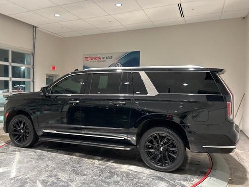 2021 Cadillac Escalade ESV Premium Luxury