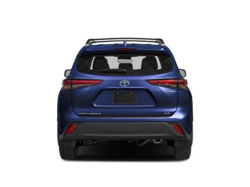 Midnight Black 2026 Toyota Highlander Hybrid XLE