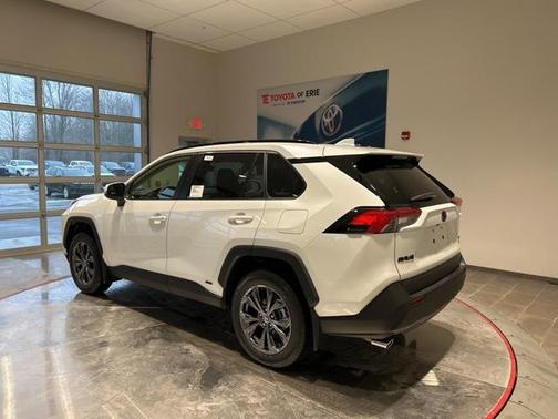 2025 Toyota RAV4 Hybrid XLE Premium