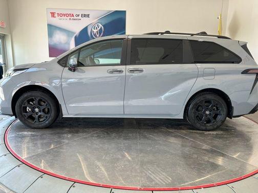 Cement 2025 Toyota Sienna Woodland Edition