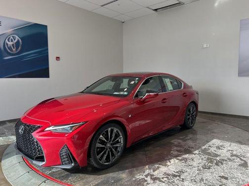 2022 Lexus IS 350 Base