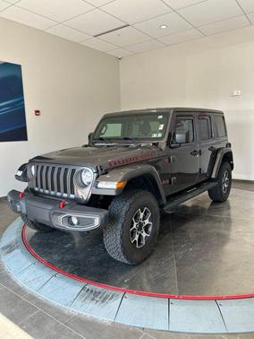 Granite Crystal Metallic Clearcoat 2019 Jeep Wrangler Unlimited Rubicon