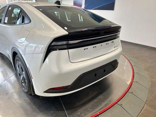 Pearl 2026 Toyota Prius Plug-In Hybrid SE