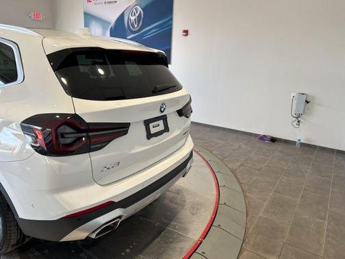 Alpine White 2023 BMW X3 xDrive30i